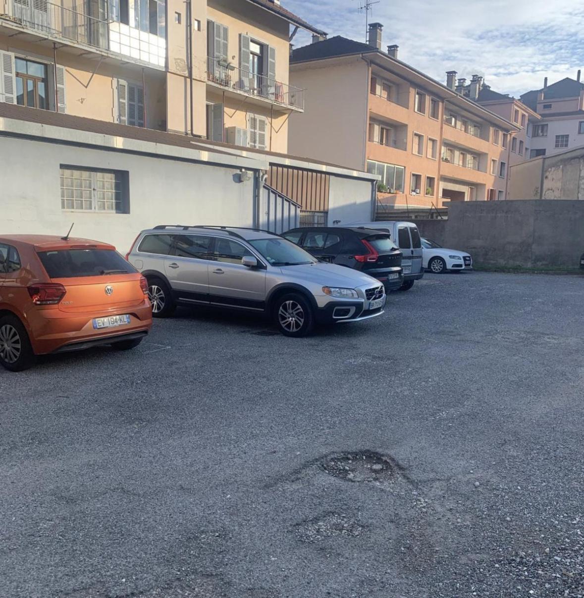 Refuge Centre Ville Avec Parking Annecy Exterior foto